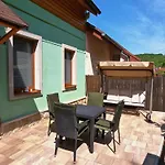 Apartament Zeleny Dom Pri Potoku
