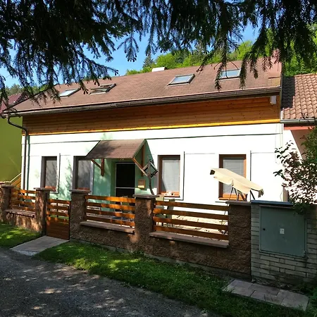 Zeleny Dom Pri Potoku Apartament *