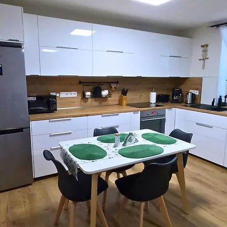 Zeleny Dom Pri Potoku Apartman