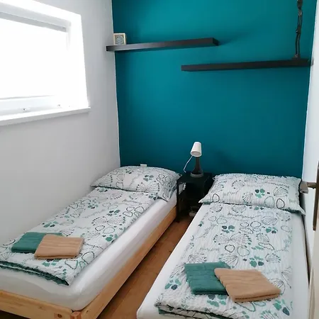 Apartman Zeleny Dom Pri Potoku *